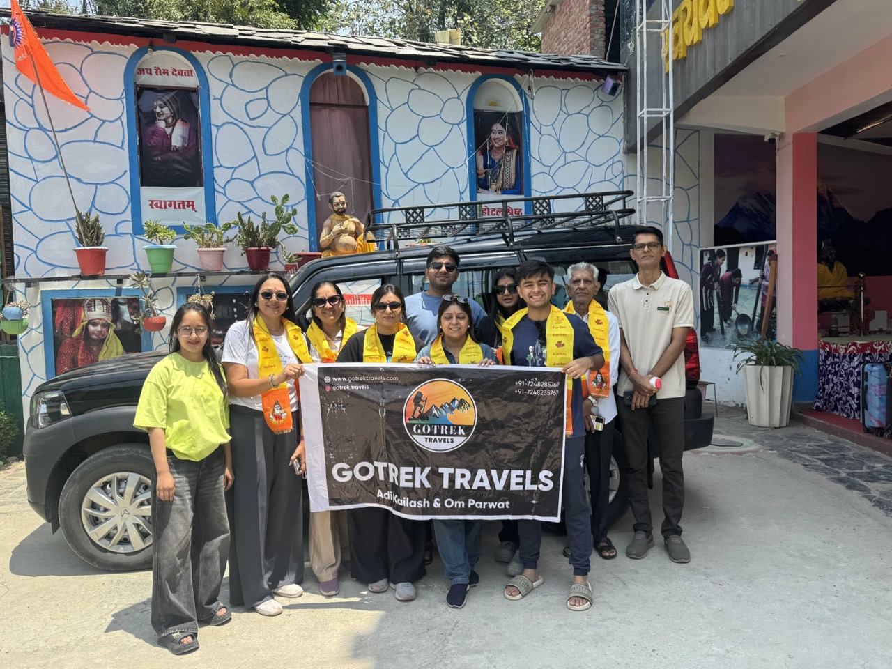 Group Memory 05 — Enjoy Yatra group departure